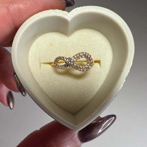 Swarovski Rose Gold Infinity Crystal Ring - Picture 1 of 3